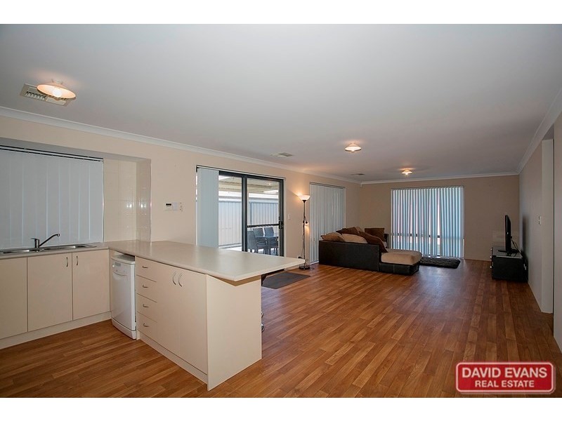 12 Stockholm Road, Wanneroo WA 6065