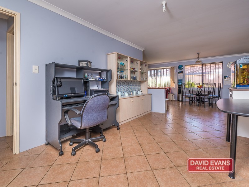 50 Elliot Road, Hocking WA 6065