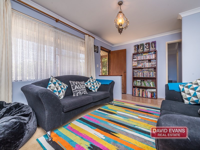 50 Elliot Road, Hocking WA 6065