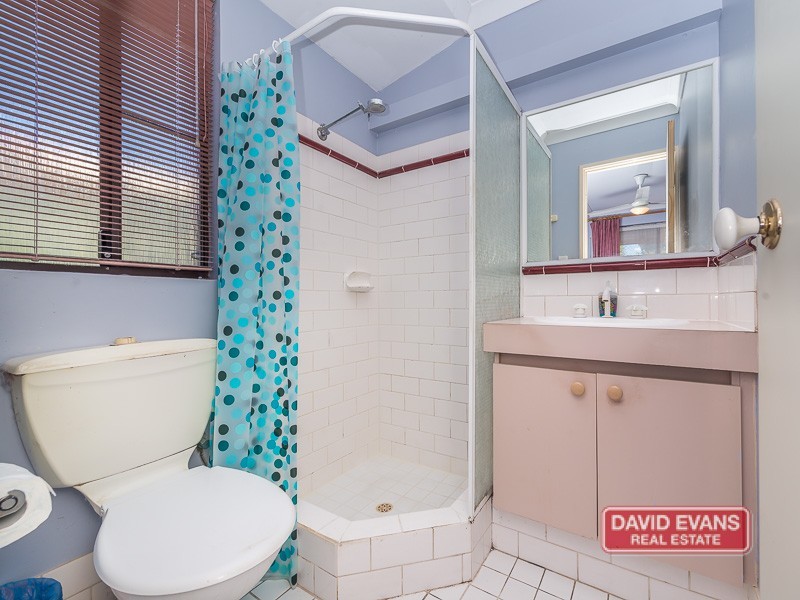 50 Elliot Road, Hocking WA 6065