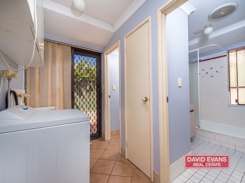 50 Elliot Road, Hocking WA 6065