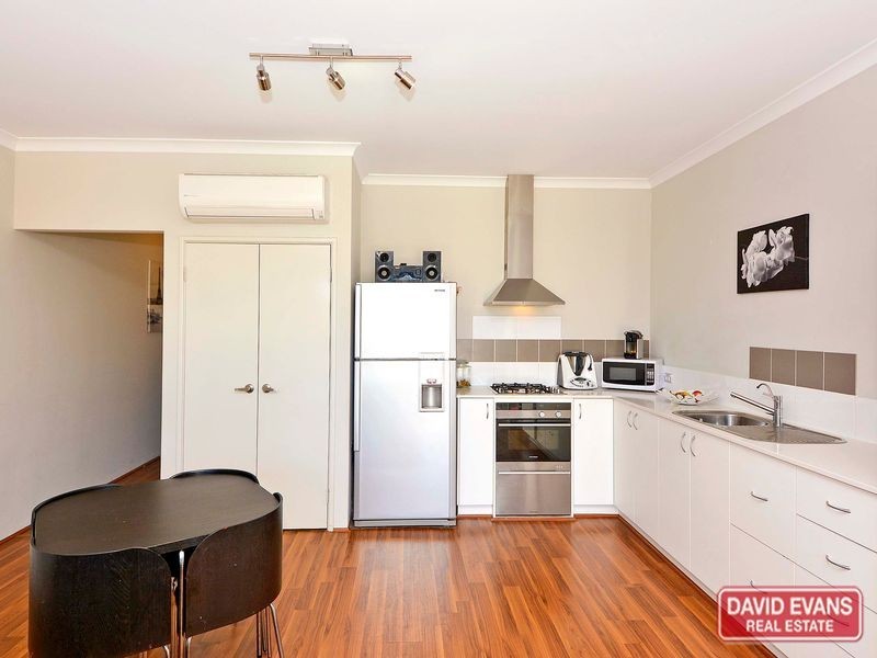 249 Camborne Parkway, Butler WA 6036