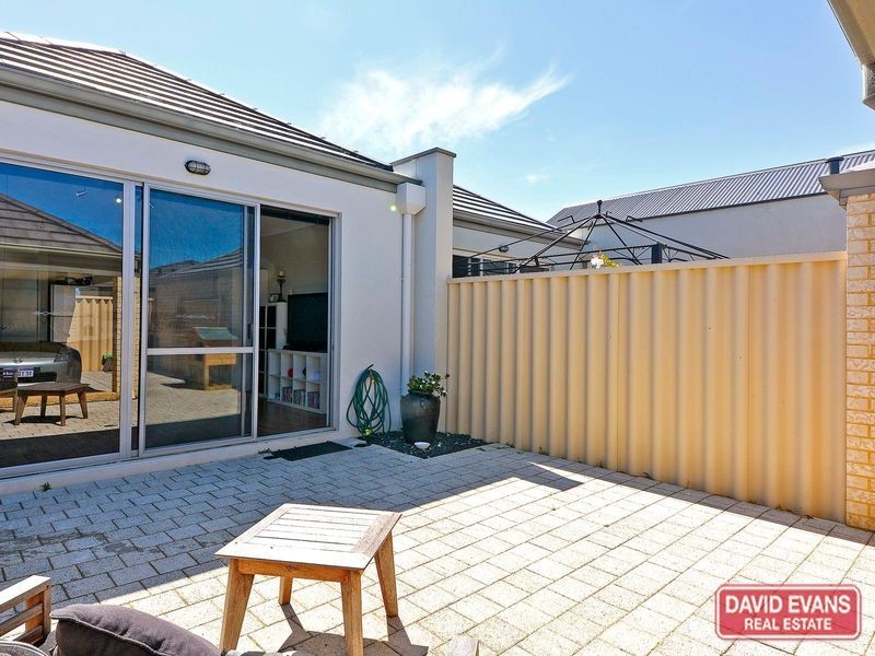 249 Camborne Parkway, Butler WA 6036