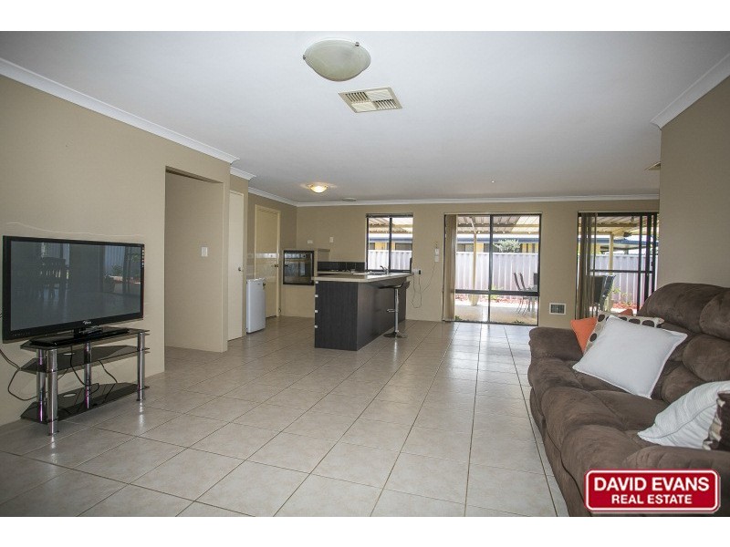 38 Alpina Promenade, Banksia Grove WA 6031