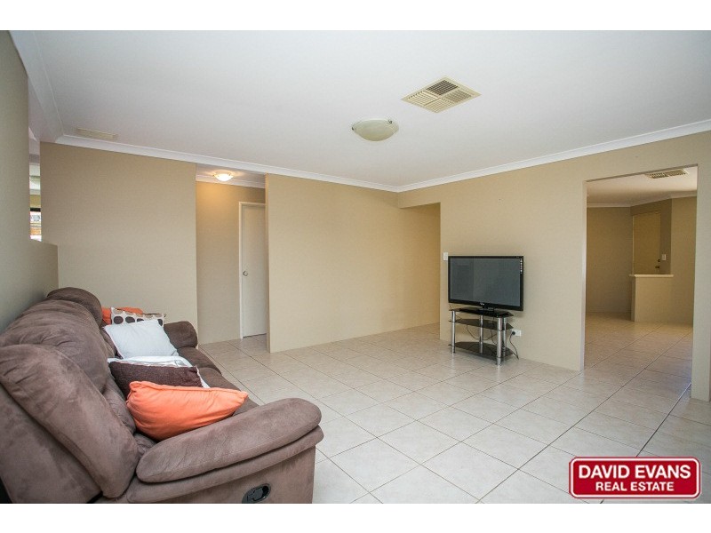 38 Alpina Promenade, Banksia Grove WA 6031
