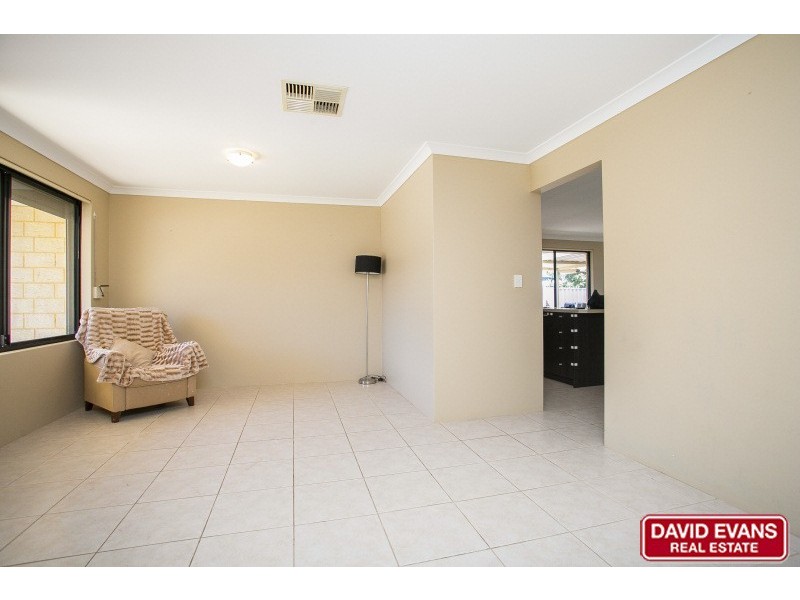38 Alpina Promenade, Banksia Grove WA 6031