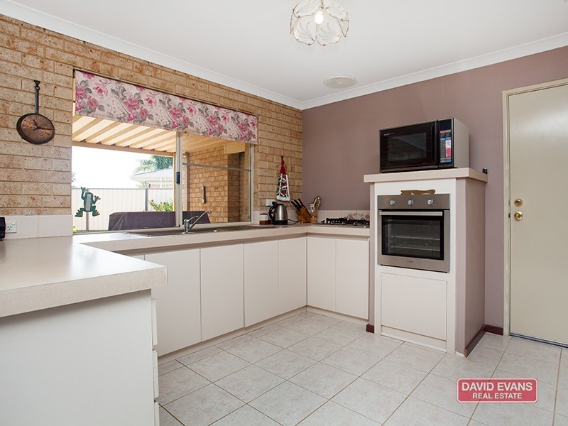 19 Danja Rise, Hocking WA 6065