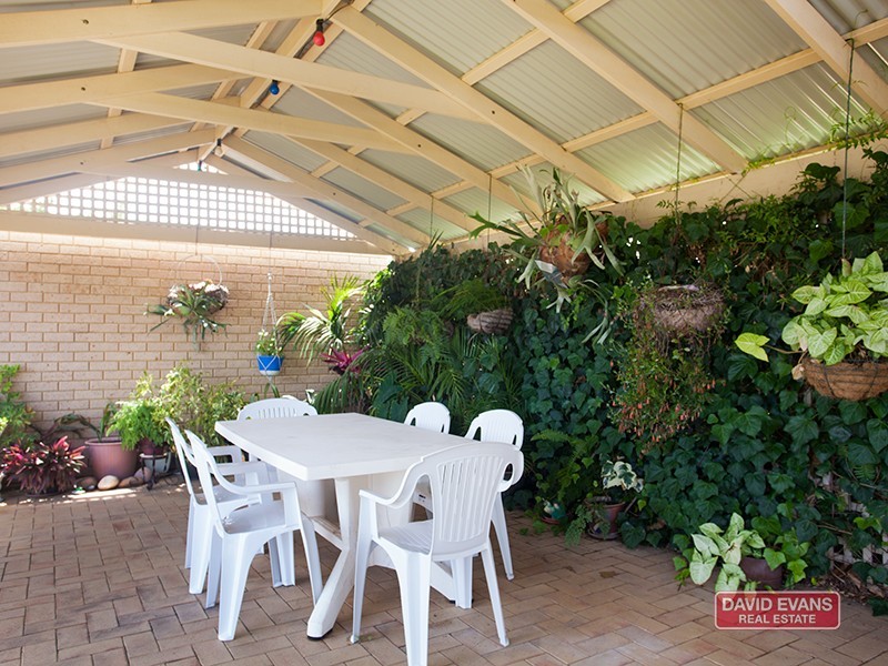 19 Danja Rise, Hocking WA 6065