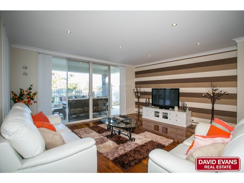 4 Sunny Close, Yanchep WA 6035