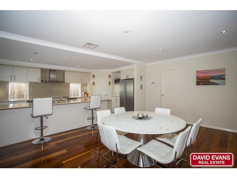 4 Sunny Close, Yanchep WA 6035