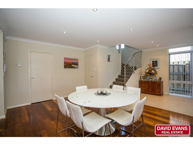 4 Sunny Close, Yanchep WA 6035