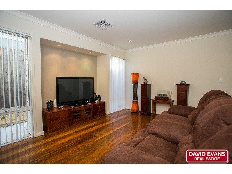 4 Sunny Close, Yanchep WA 6035