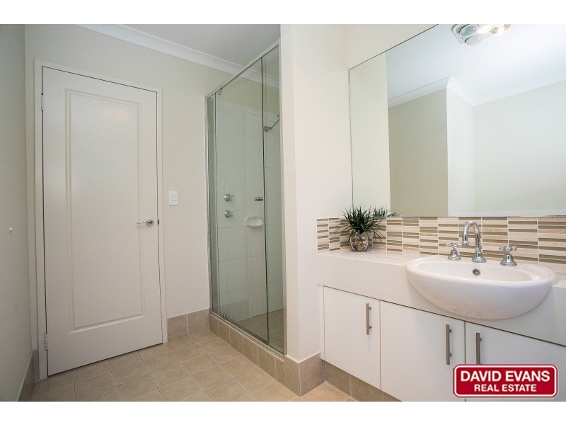 4 Sunny Close, Yanchep WA 6035