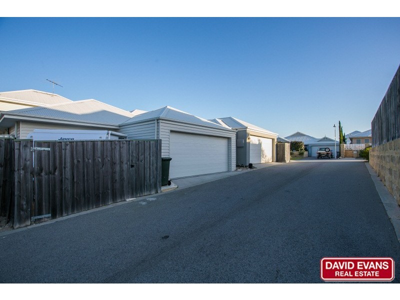 4 Sunny Close, Yanchep WA 6035