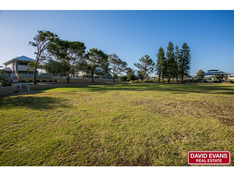 4 Sunny Close, Yanchep WA 6035