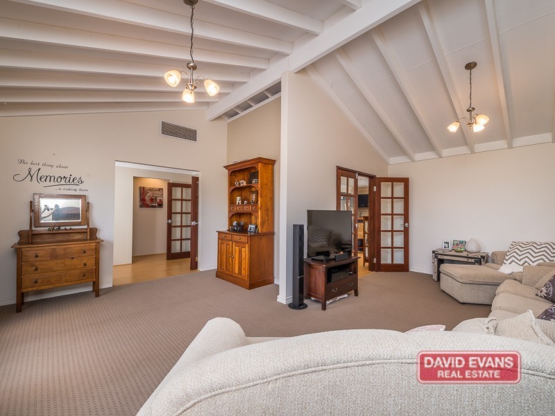 5 Milina Court, Wanneroo WA 6065