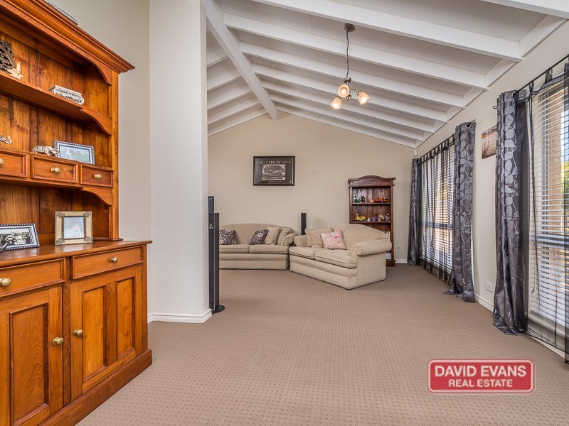 5 Milina Court, Wanneroo WA 6065