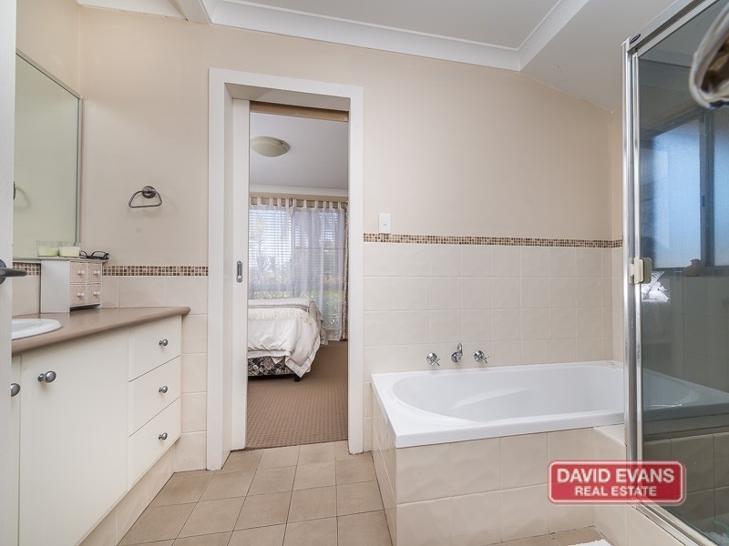 5 Milina Court, Wanneroo WA 6065