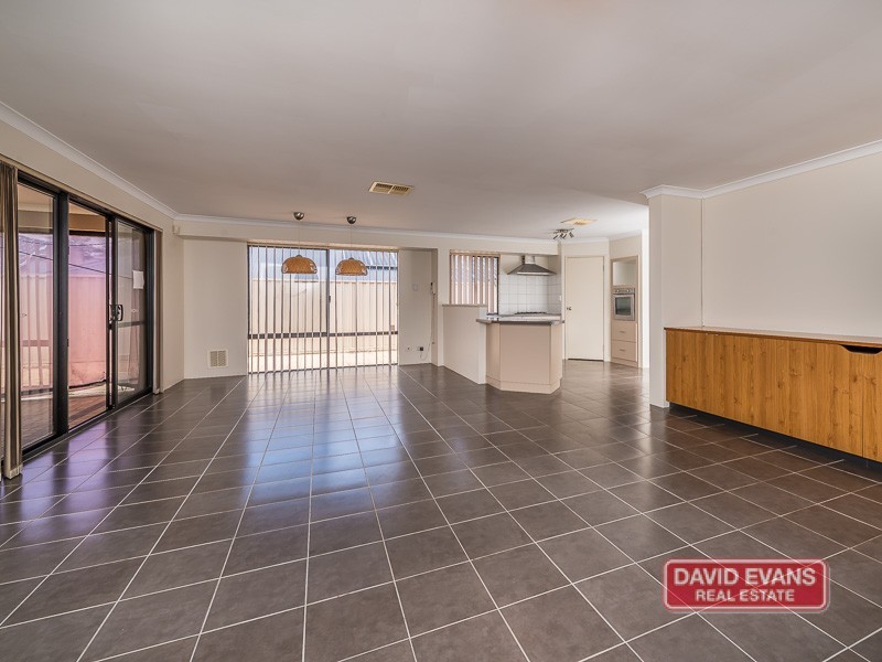 12 Fennell Rise, Darch WA 6065