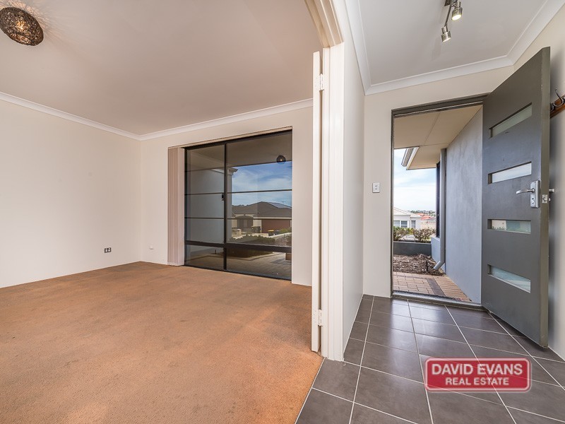 12 Fennell Rise, Darch WA 6065