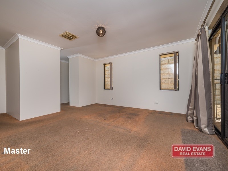 12 Fennell Rise, Darch WA 6065