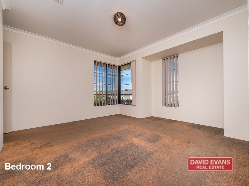 12 Fennell Rise, Darch WA 6065