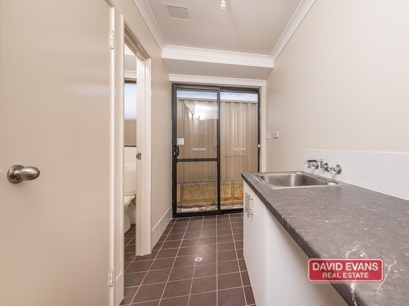 12 Fennell Rise, Darch WA 6065