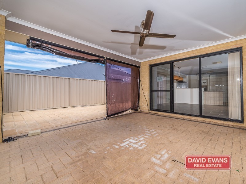 12 Fennell Rise, Darch WA 6065