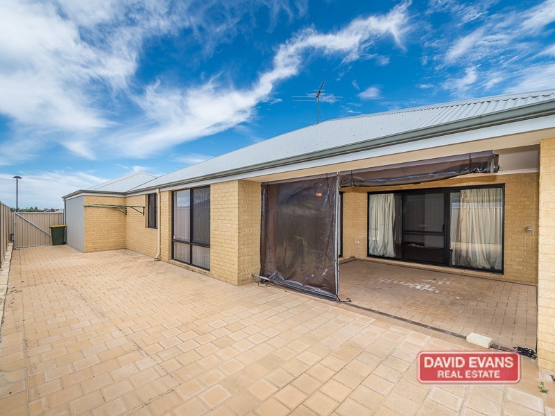 12 Fennell Rise, Darch WA 6065