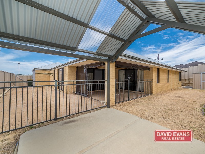 12 Fennell Rise, Darch WA 6065