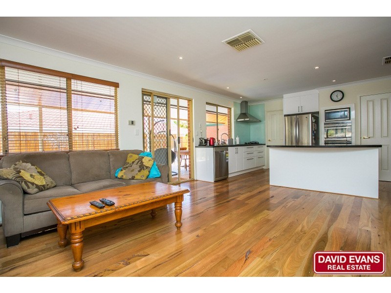 9 Shackleton Avenue, Hillarys WA 6025