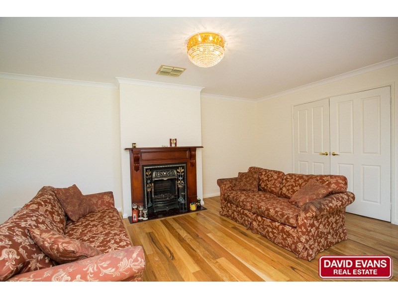 9 Shackleton Avenue, Hillarys WA 6025