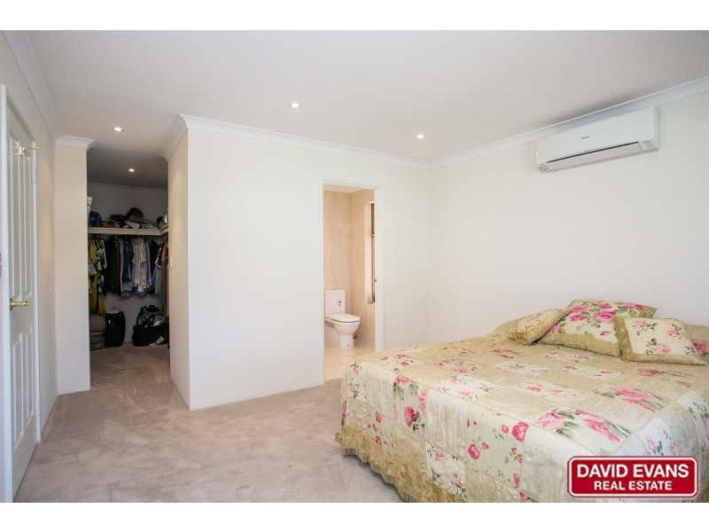 9 Shackleton Avenue, Hillarys WA 6025