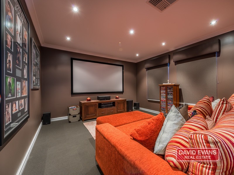 5 Vasse Court, Wanneroo WA 6065