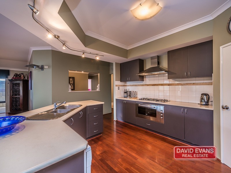 5 Vasse Court, Wanneroo WA 6065