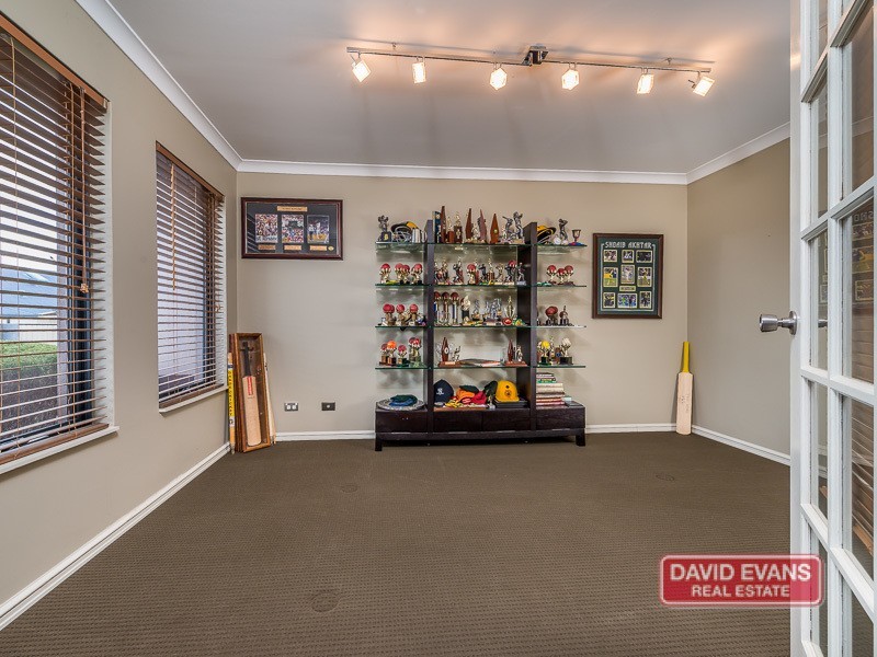 5 Vasse Court, Wanneroo WA 6065