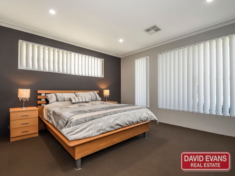 10 Dietes View, Sinagra WA 6065