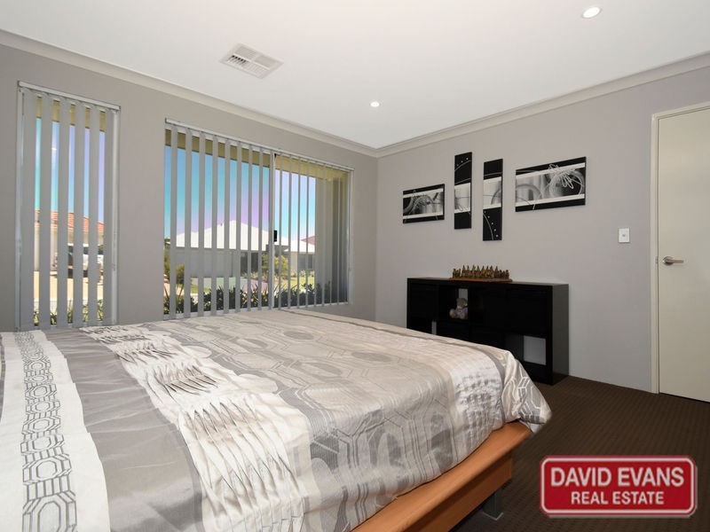 10 Dietes View, Sinagra WA 6065