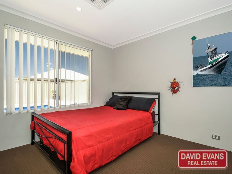 10 Dietes View, Sinagra WA 6065