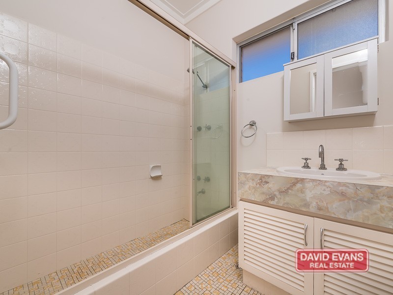 42A Beelara Way, Wanneroo WA 6065