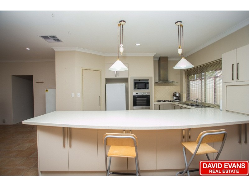 3 Renner Circle, Wanneroo WA 6065