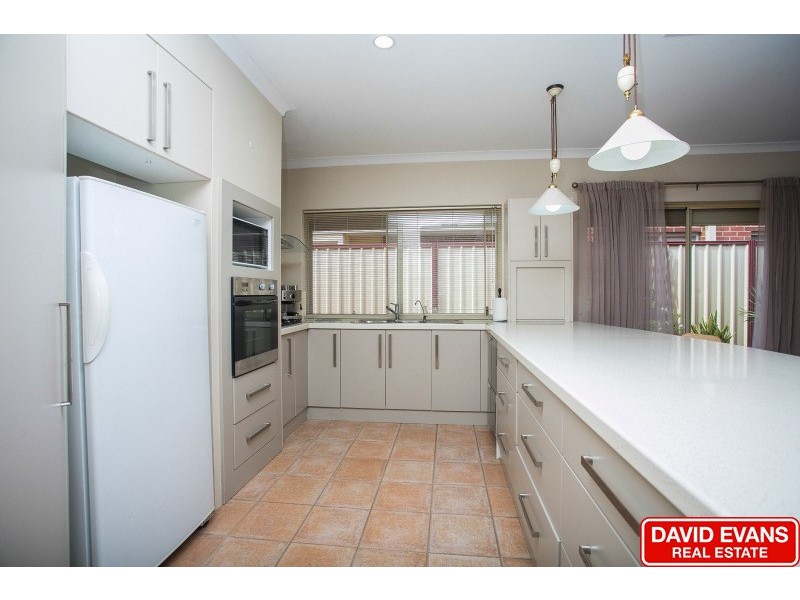 3 Renner Circle, Wanneroo WA 6065