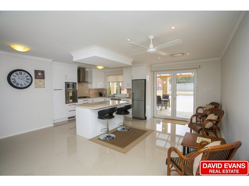 11 Wardong Place, Wanneroo WA 6065