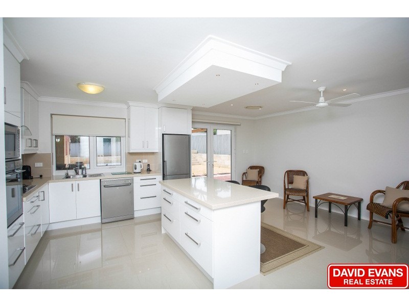 11 Wardong Place, Wanneroo WA 6065