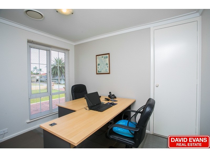11 Wardong Place, Wanneroo WA 6065