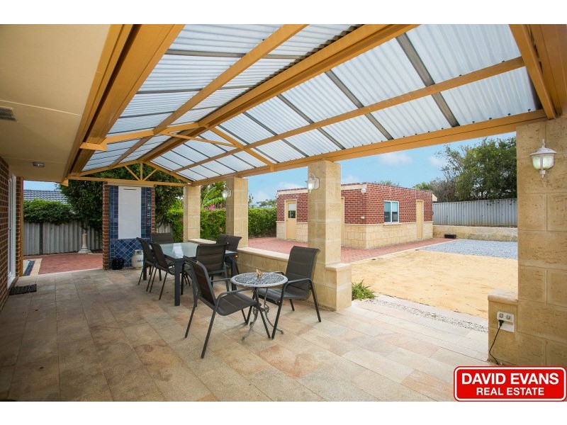 11 Wardong Place, Wanneroo WA 6065