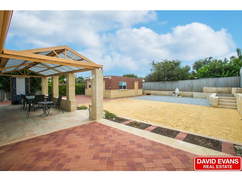 11 Wardong Place, Wanneroo WA 6065