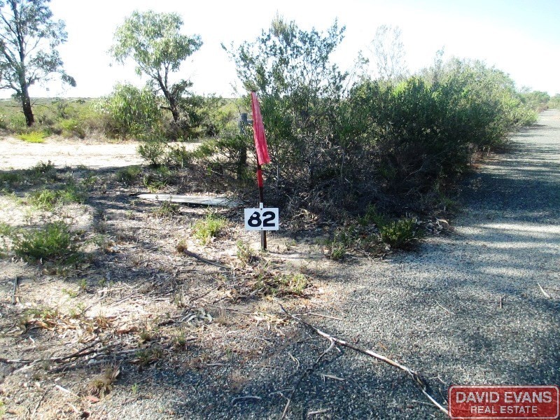 82 Indiana Crescent, Karakin WA 6044