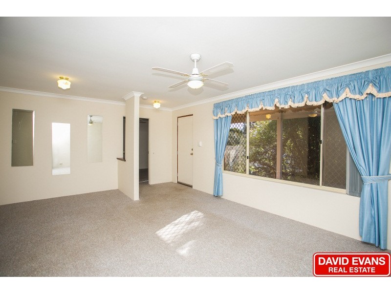 4 Jessup Pass, Joondalup WA 6027