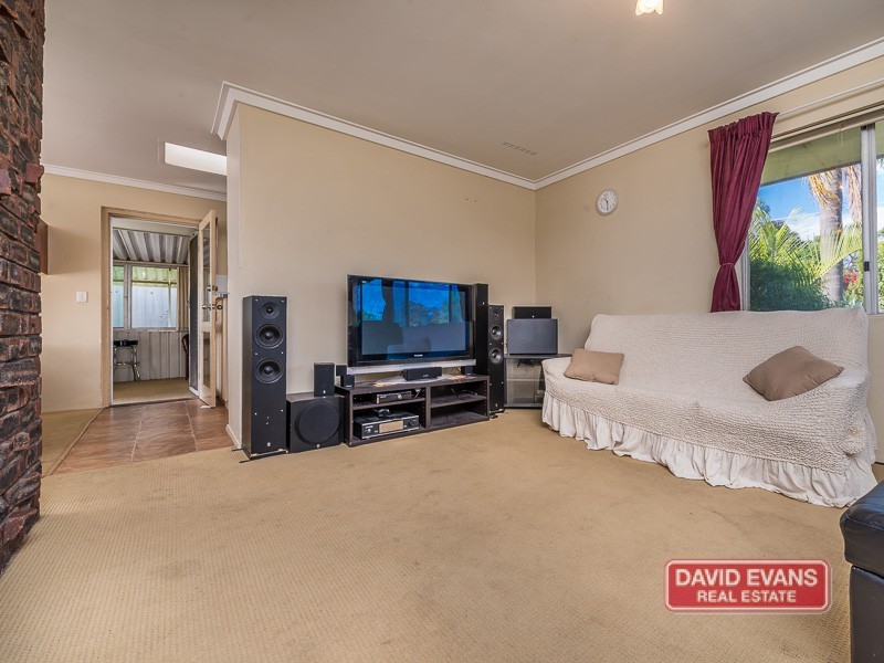 15 Karimba Street, Wanneroo WA 6065